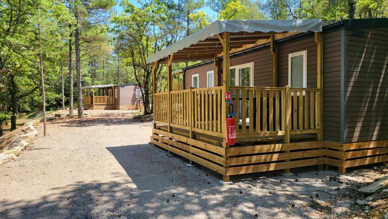 Camping De Graniers Monoblet Eksteriør billede