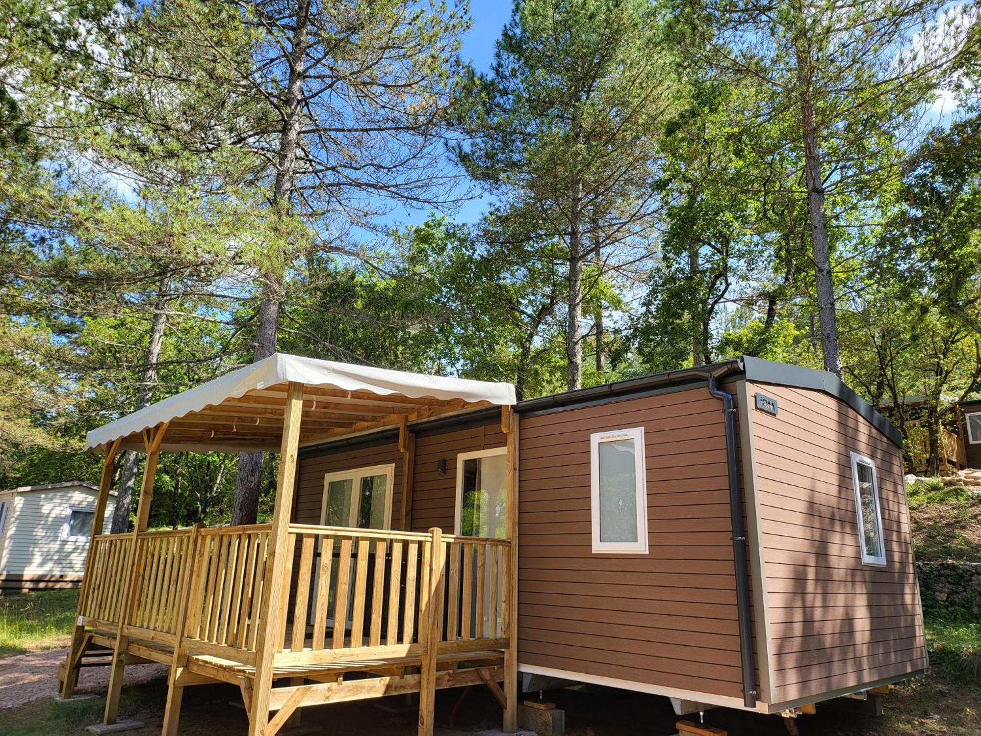 Camping De Graniers Monoblet Eksteriør billede