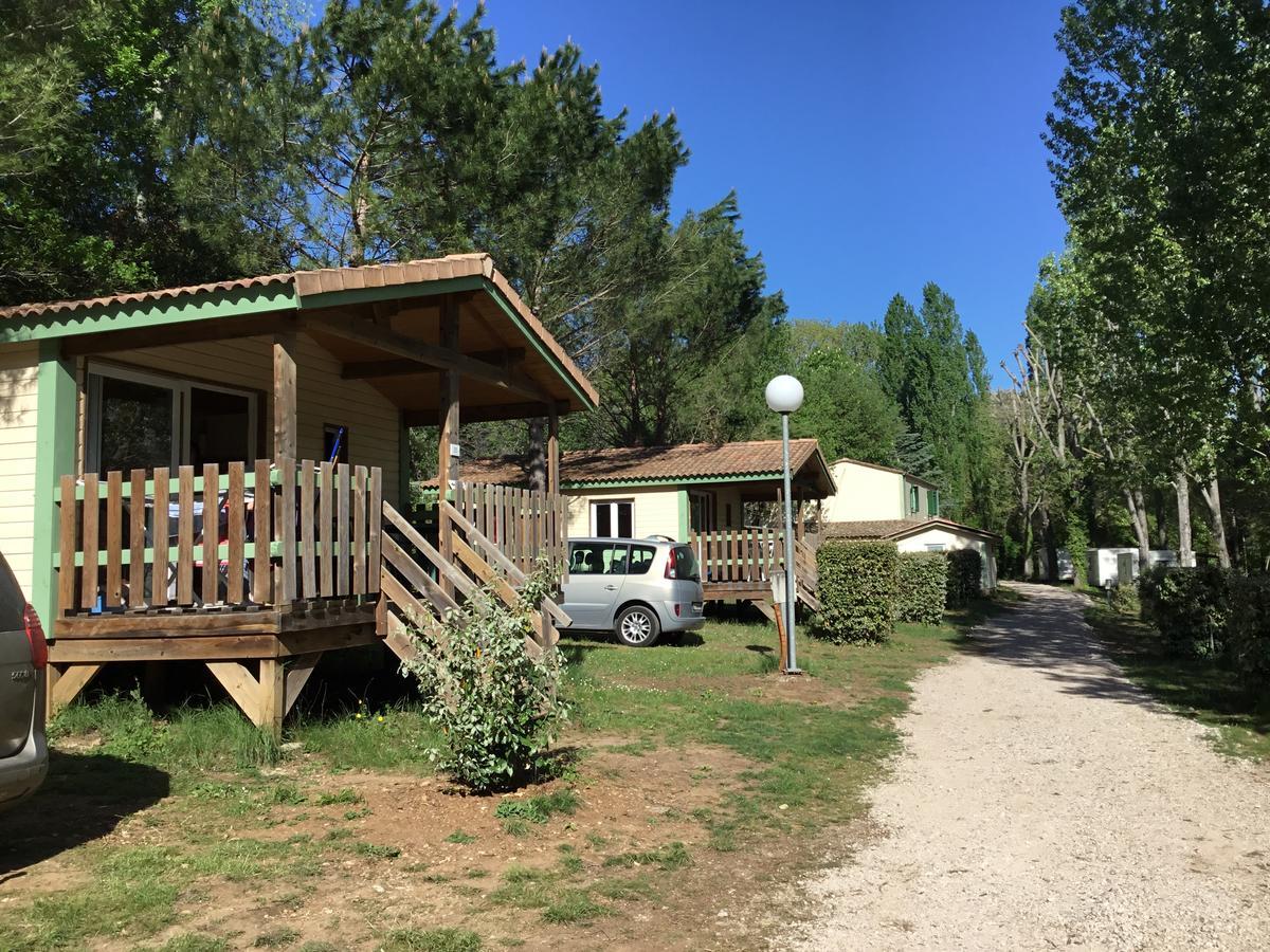 Camping De Graniers Monoblet Eksteriør billede