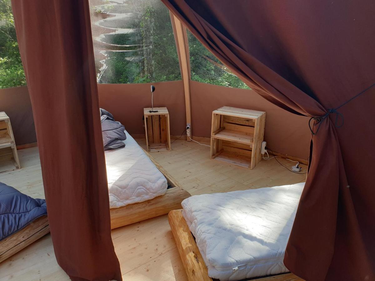 Camping De Graniers Monoblet Eksteriør billede